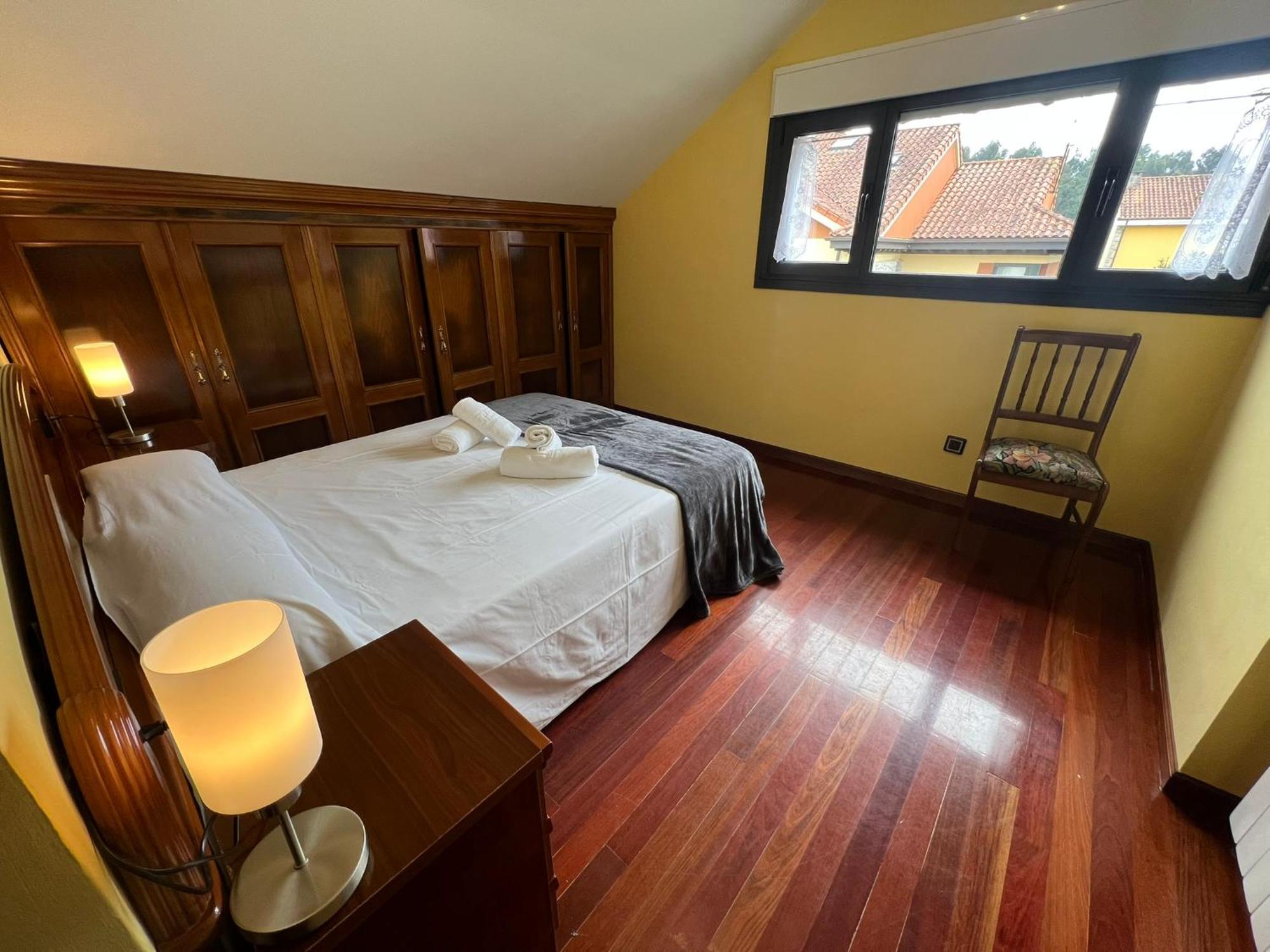Gestiona2R- Casa Grande En El Centro De Llanesヴィラ エクステリア 写真