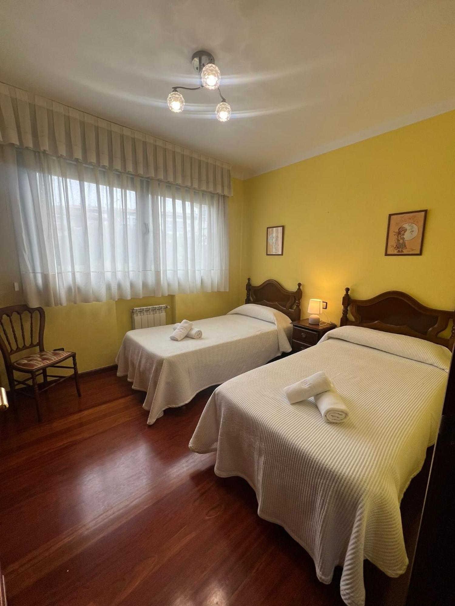Gestiona2R- Casa Grande En El Centro De Llanesヴィラ エクステリア 写真
